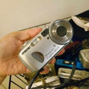 Sony Cyber-shot 4.1 MP Digital Camera - Sleek Silver